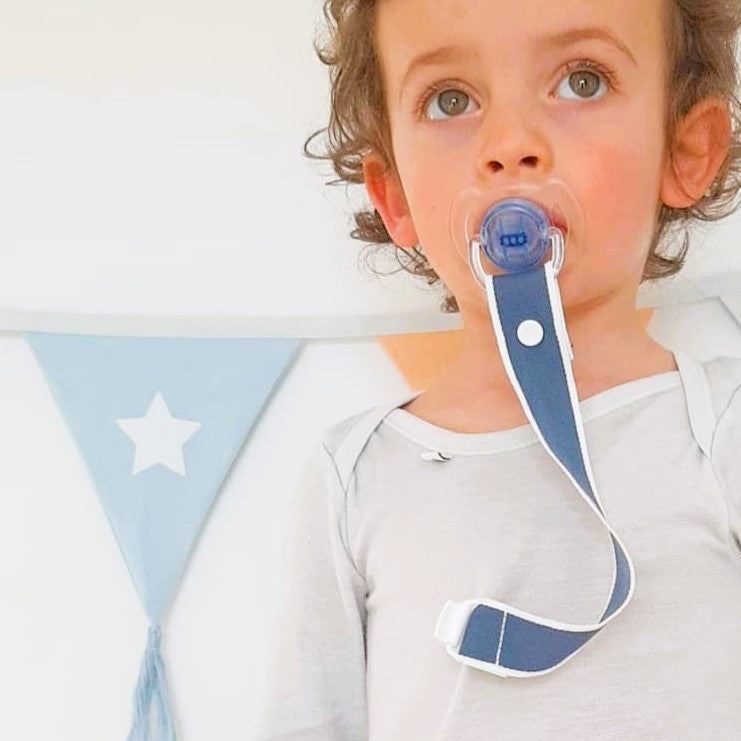 TATI Pacifier Clip