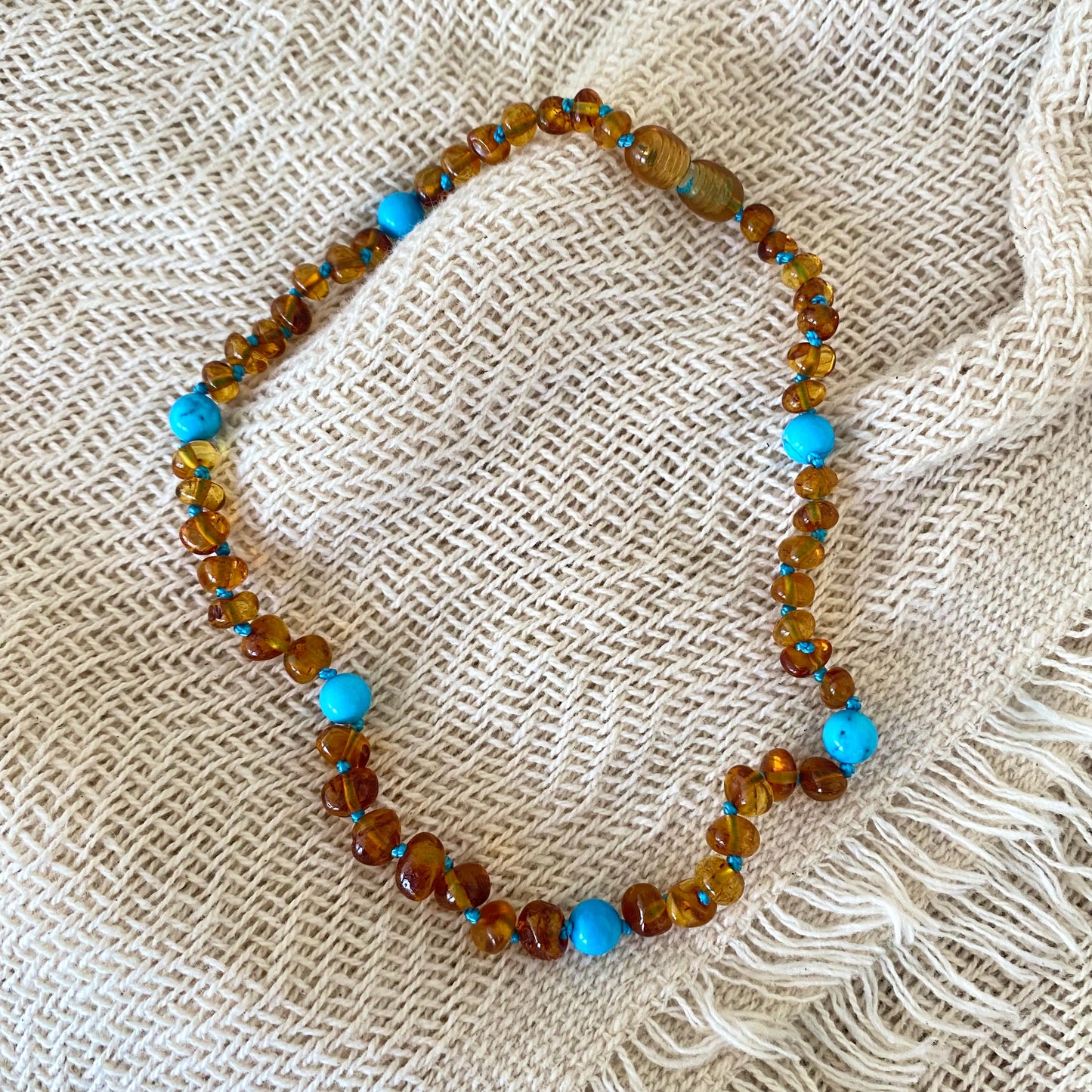 Colar de Âmbar - Cognac e Azul