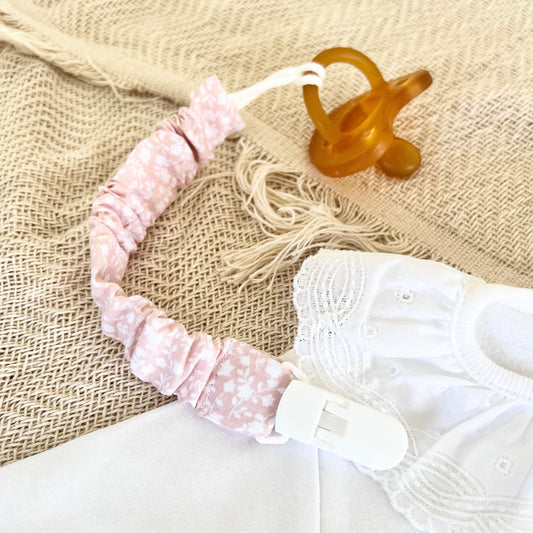 STELLA Pacifier Clip