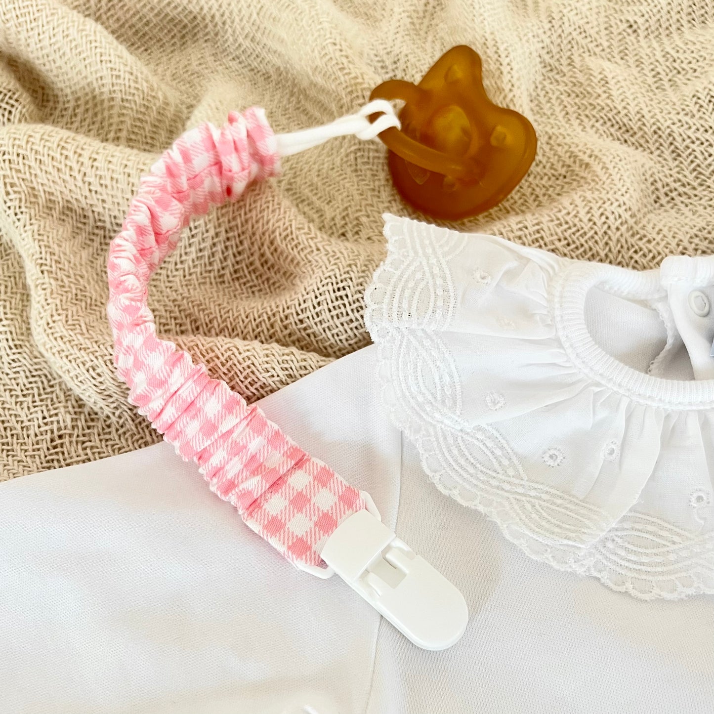 PIPPA VICHY Pacifier Clip 