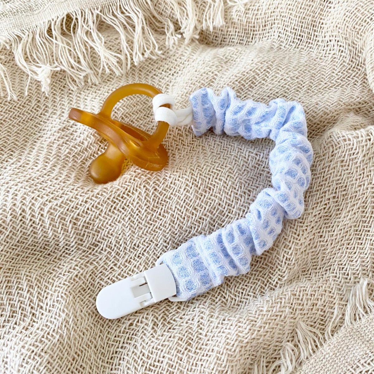 DENIM STARS Pacifier Clip 