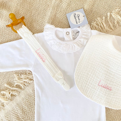 Conjunto PENELOPE BRANCO (Babete e Fita-Chucha)
