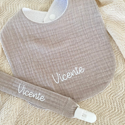 PENELOPE SET (Waterproof Bib and Paci Holder)