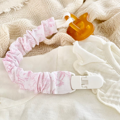 TOILE DE JOUY Pacifier Clip 